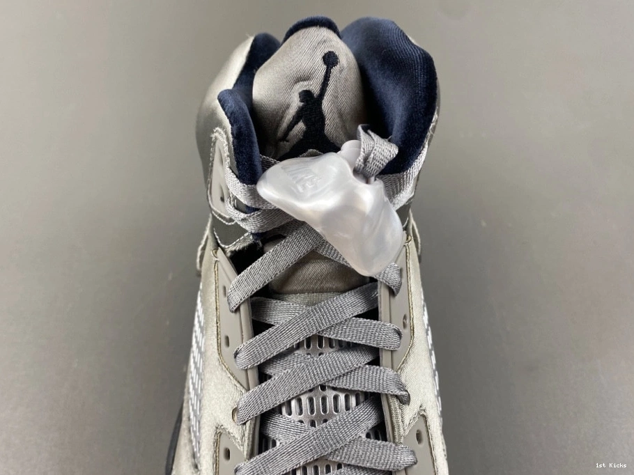 5 IO2038-001 (2025) (Women's) Retro Jordan  Wings 0309